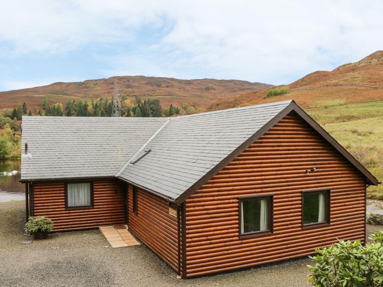 Burnside Lodge Lodge 1, Glengoulandie Aberfeldy Exteriör bild